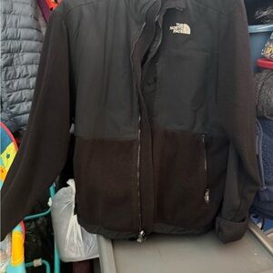 The North Face Men's Black Performance Jacket